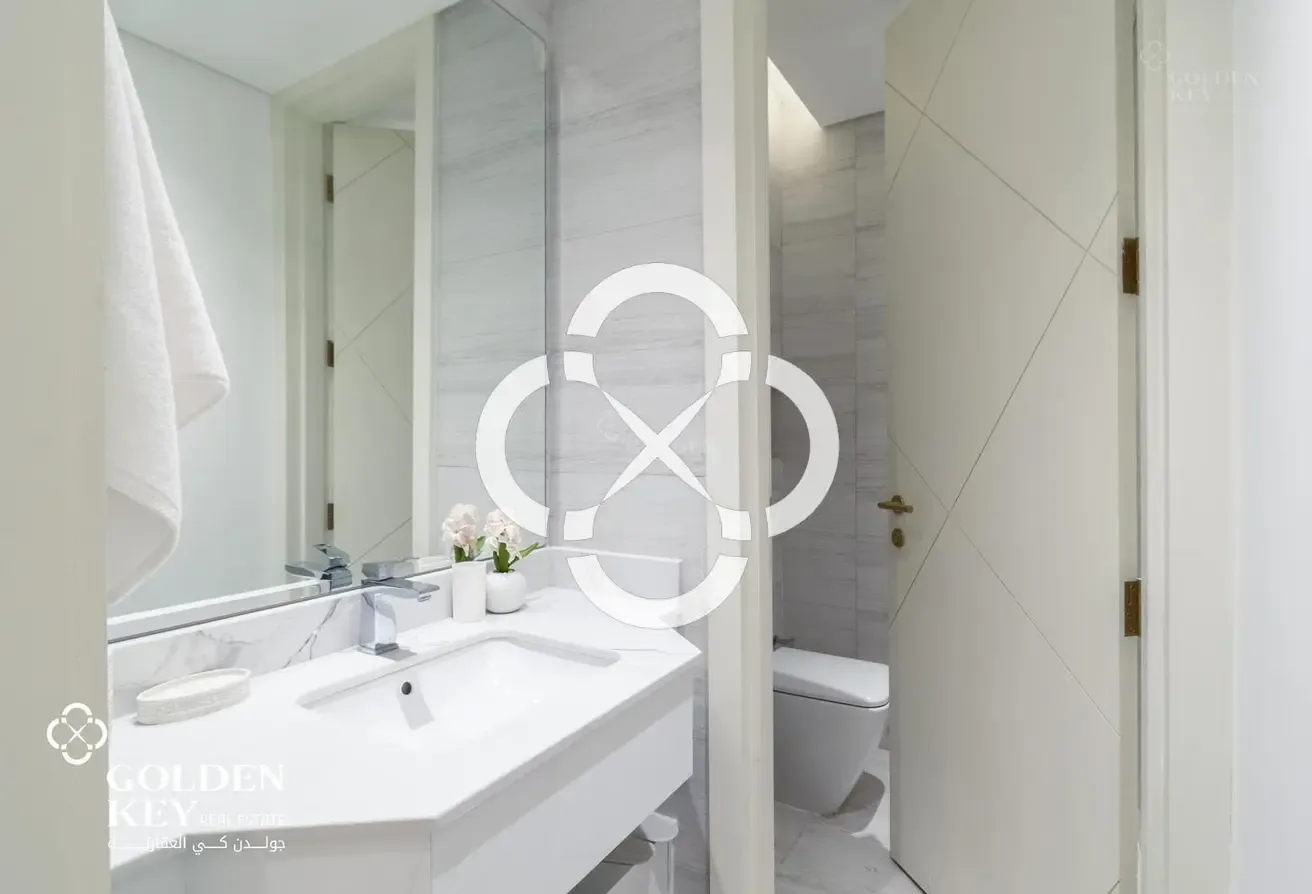 Luxury Tower | Bills Included| Furnished 3 Bedroom