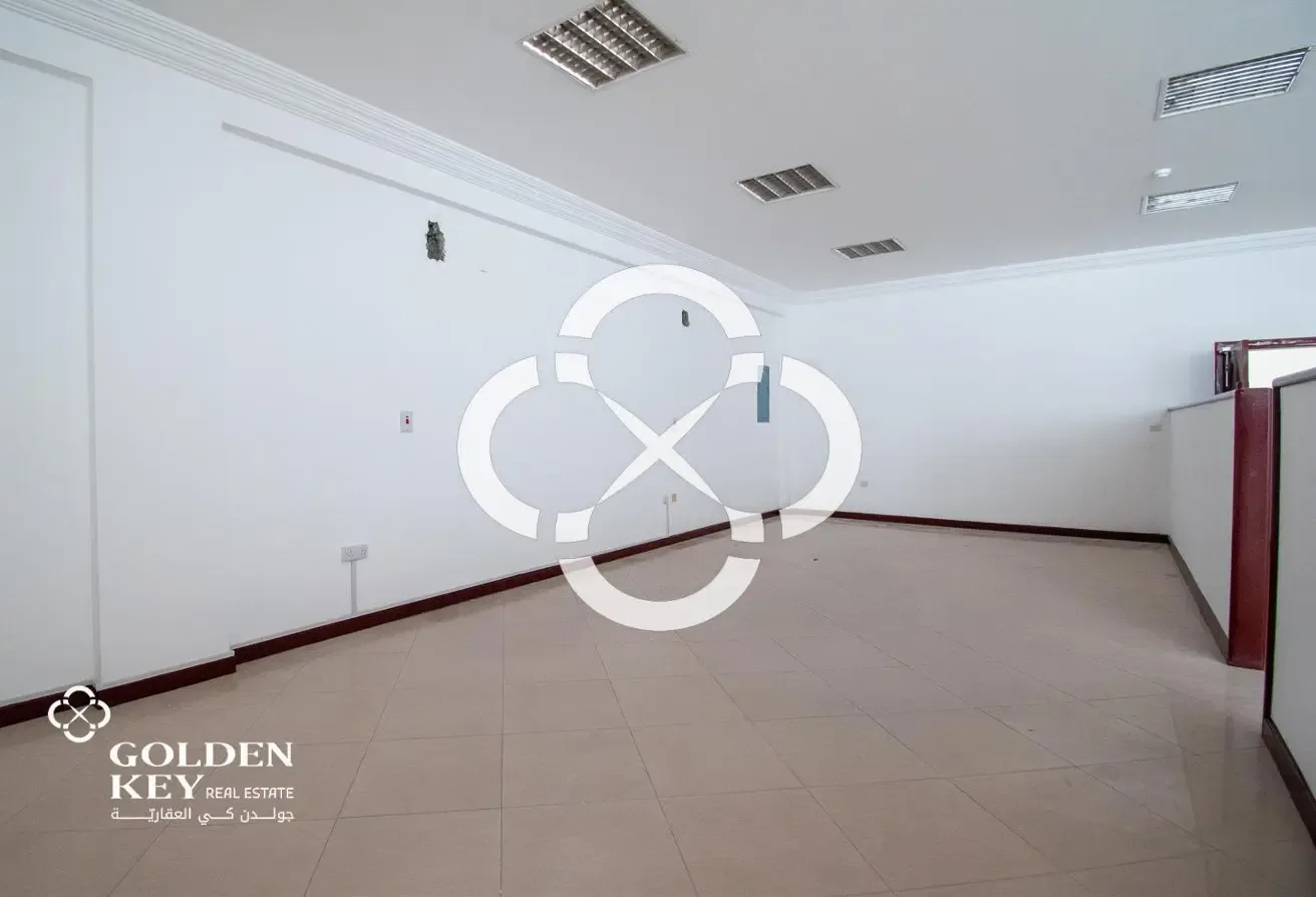 Business Office Space | 230 SQM | Great Layout