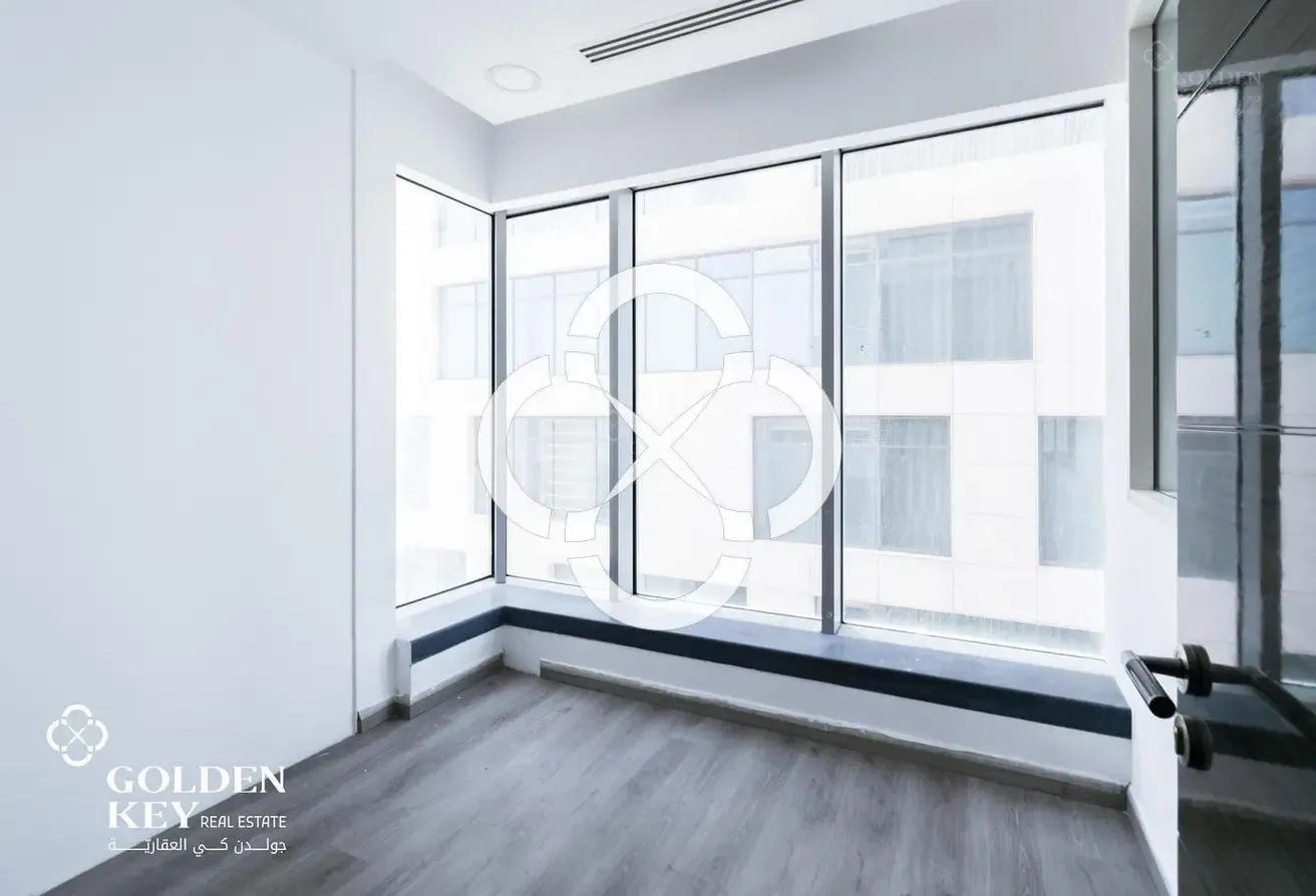 Office Space With Partitions | 390sqm | Al Sadd
