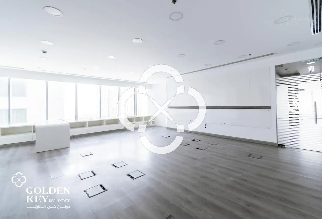 Office Space With Partitions | 390sqm | Al Sadd