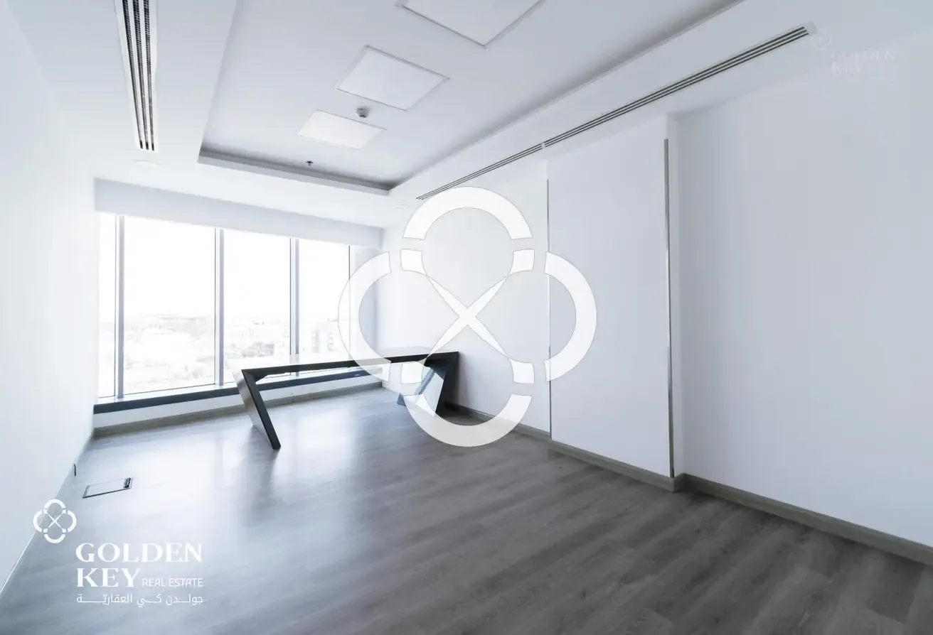 Office Space With Partitions | 390sqm | Al Sadd