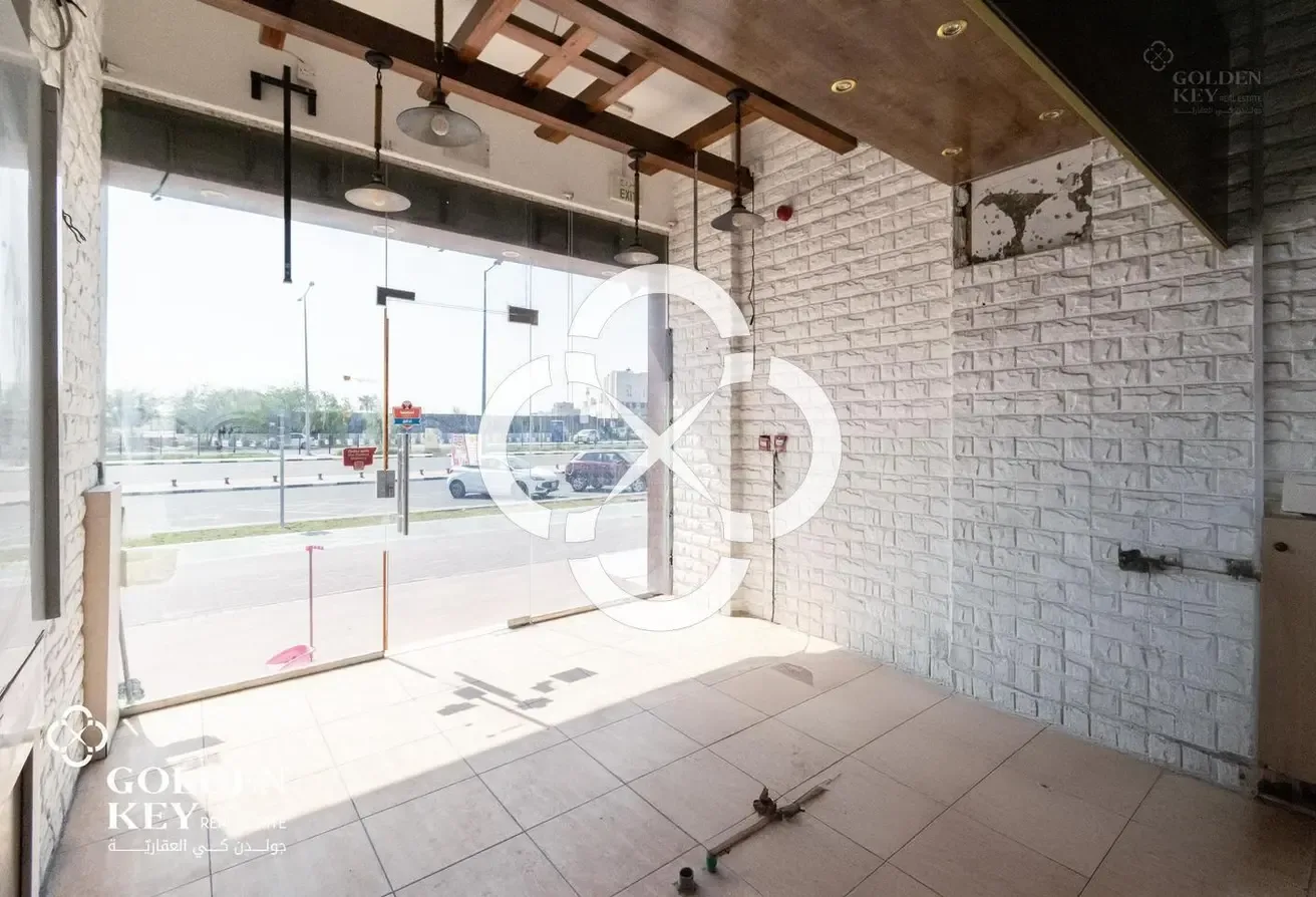 Premium Area High Traffic | Retail shop
