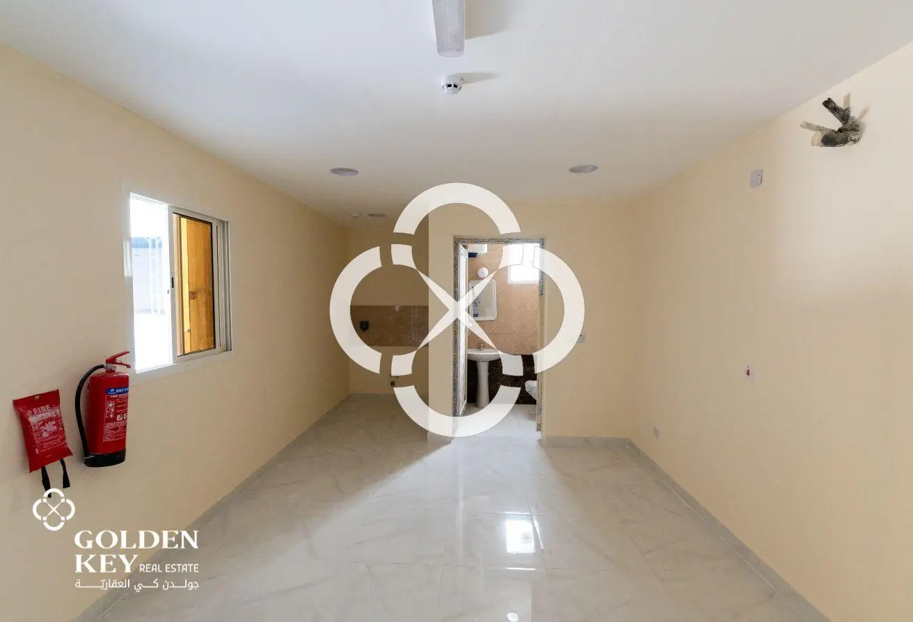 General Warehouse | Including Utilitites | 800 sqm