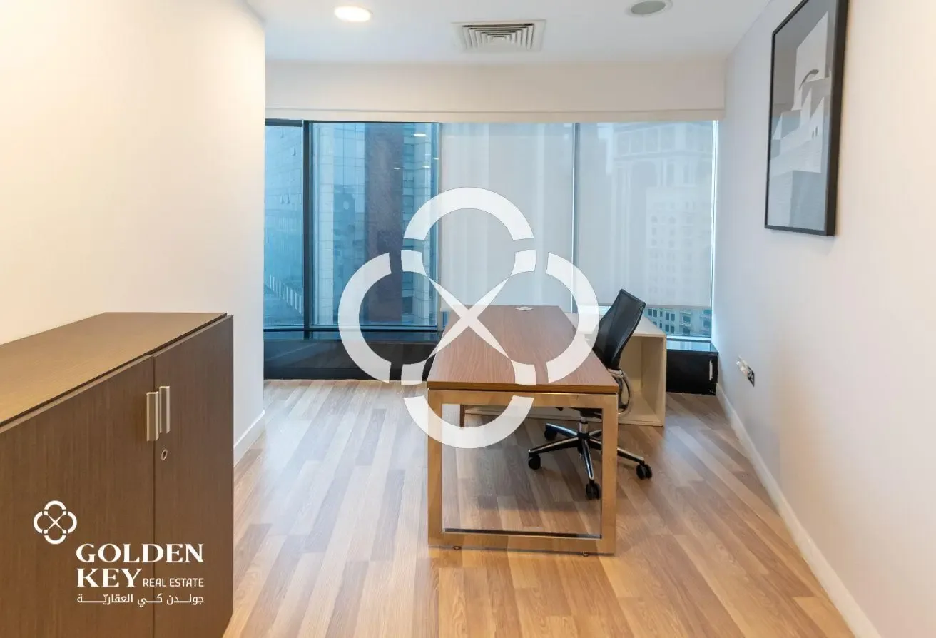 Modern Fitted Office Space in West Bay