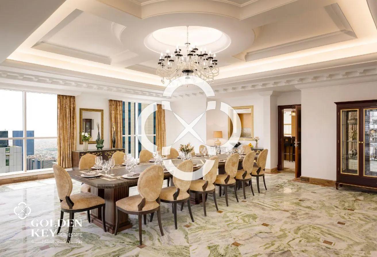 VIP 6 Bedroom Suite with Private Amenities