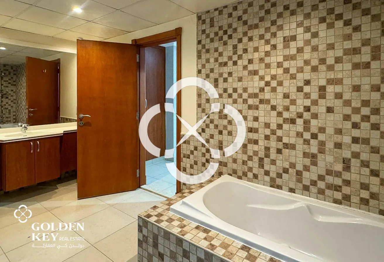 Sea View | FF - 3BR w/ Balcony | Spacious Layout