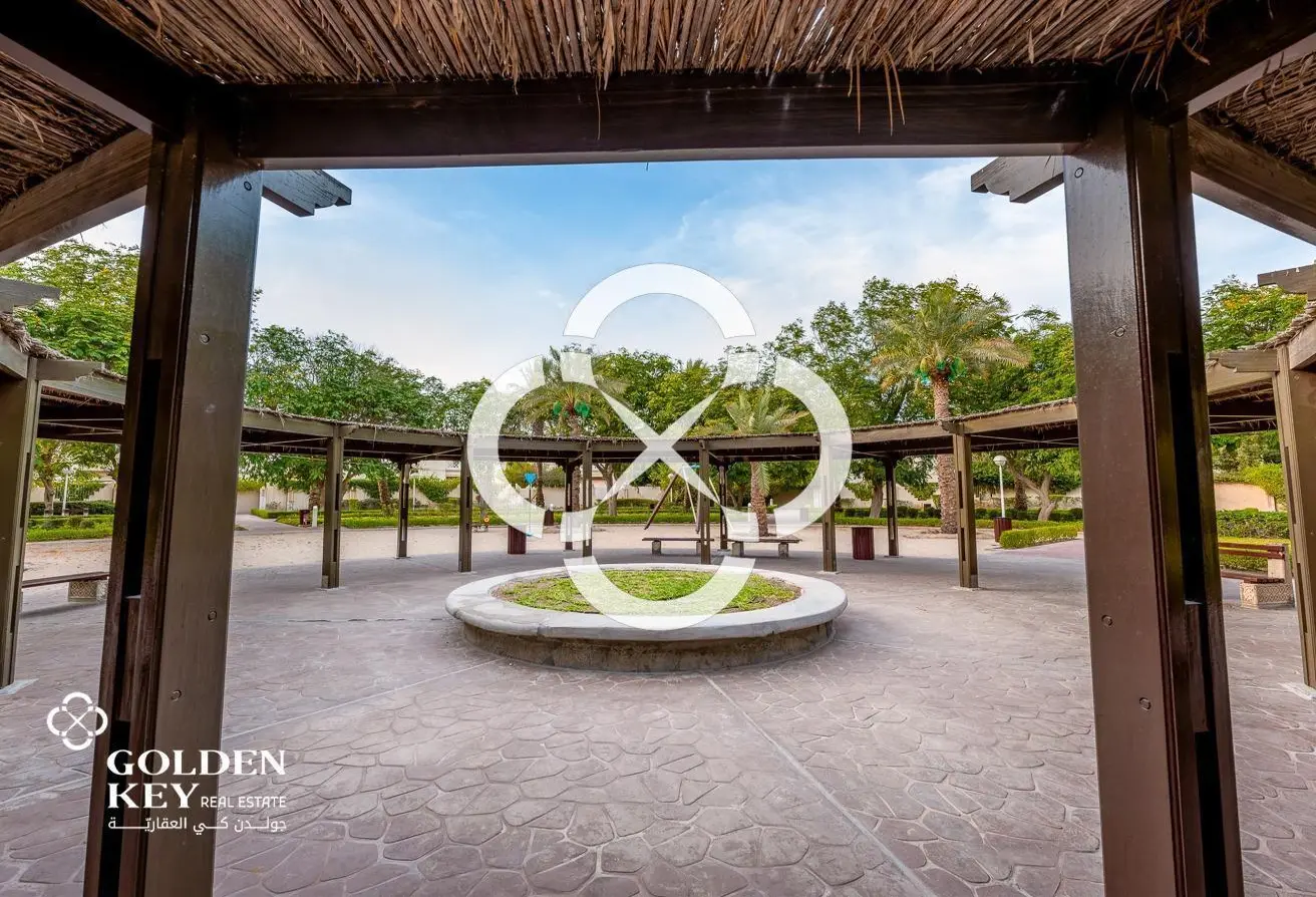 4BR Villa | Pool/Beach access | WestBay Lagoon