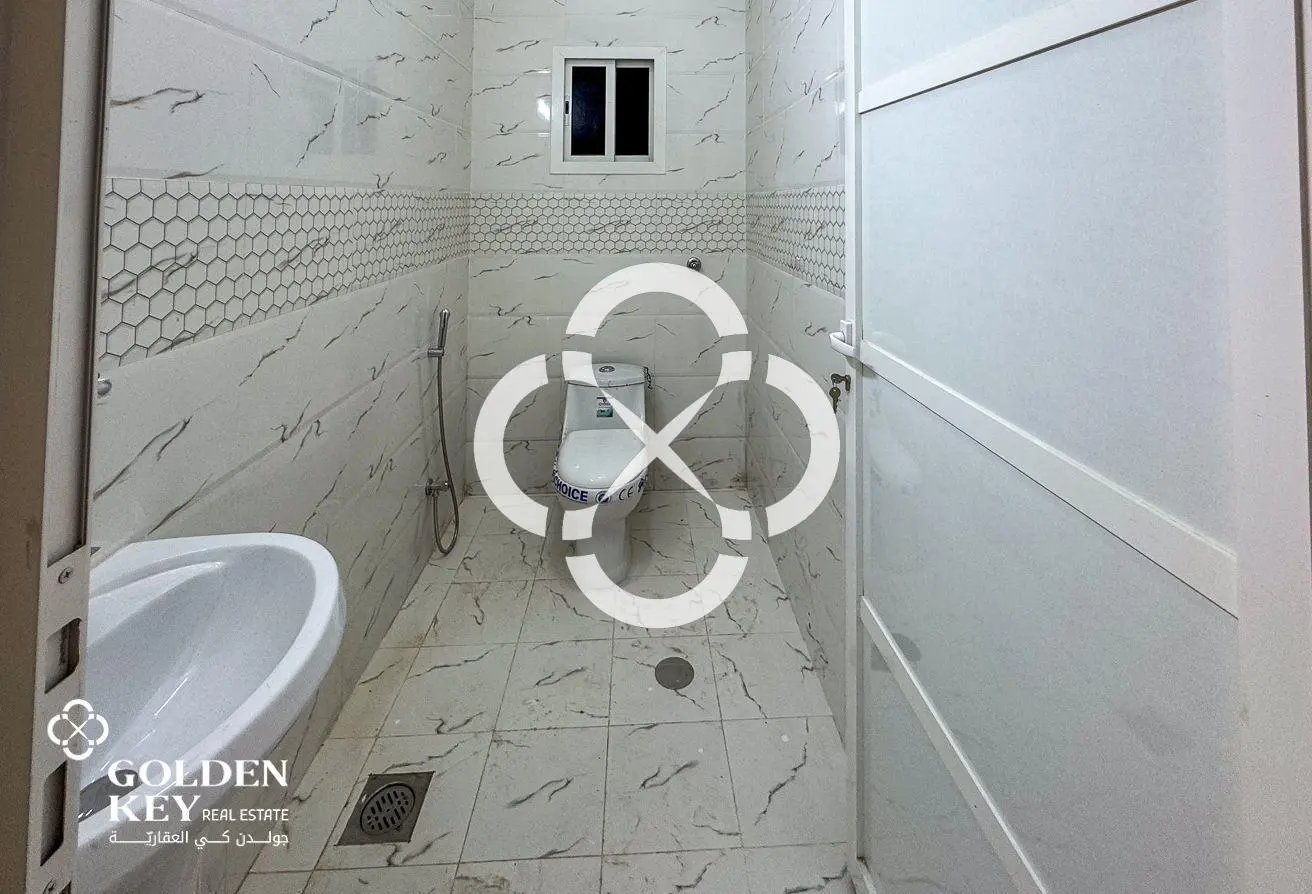 Suitable Warehouse + 10 Rooms | Birkat Al Awamer