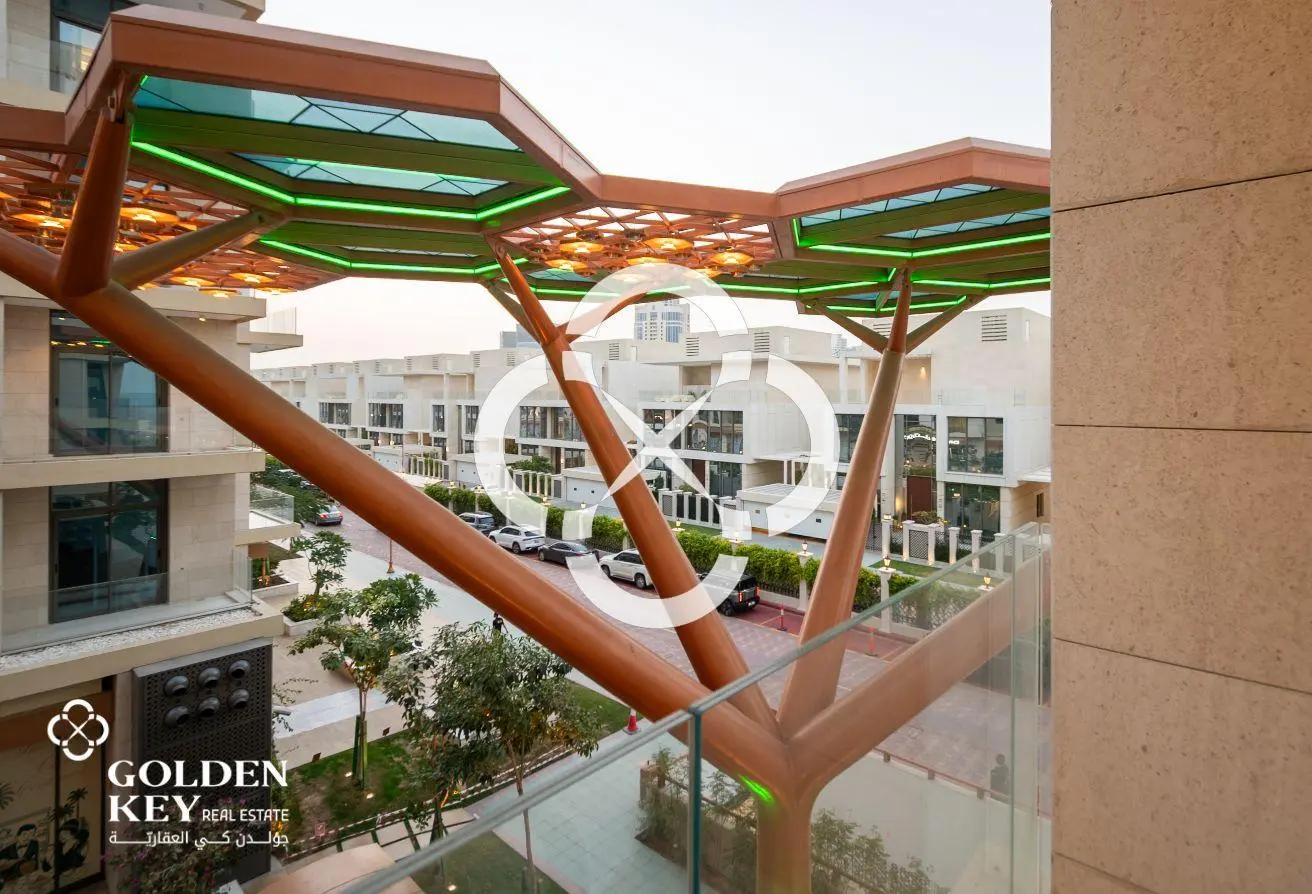 Luxurious 2BR+Maid Apartment – Gewan Island