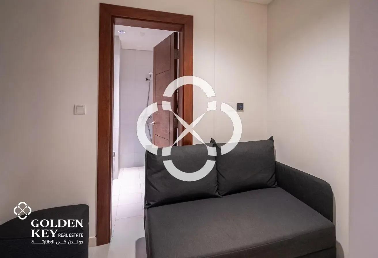 Luxurious 2BR+Maid Apartment – Gewan Island