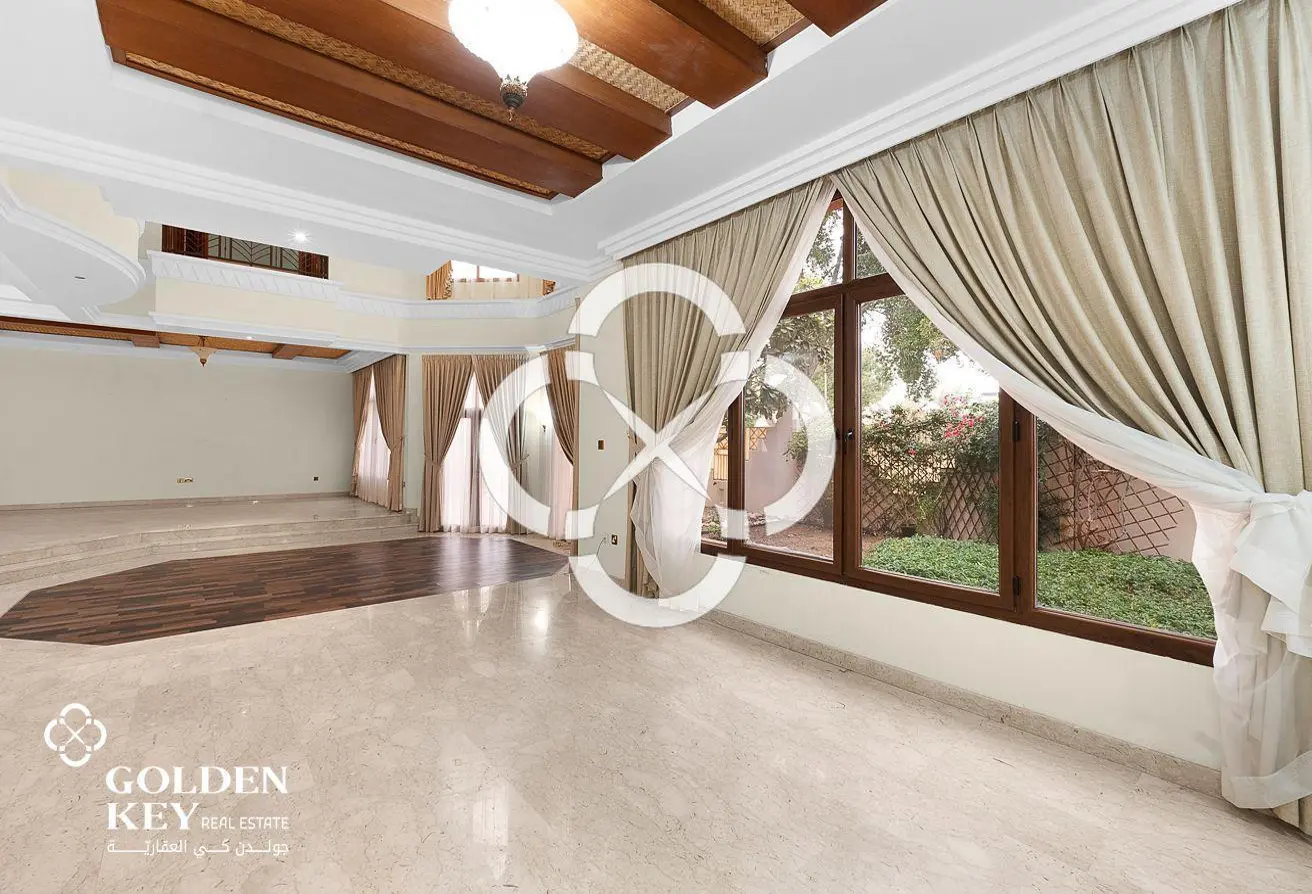 Spacious Layout | 5BR+Maid Villa | Beach Access