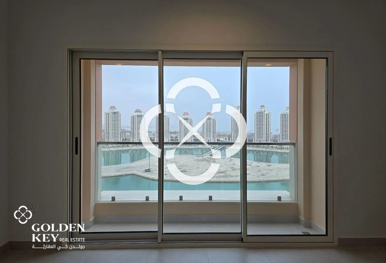 High Floor | Amazing 1BR w/ Balcony and Sea View