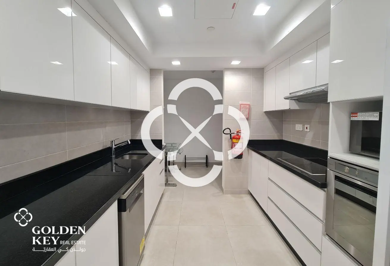 High Floor | Amazing 1BR w/ Balcony and Sea View