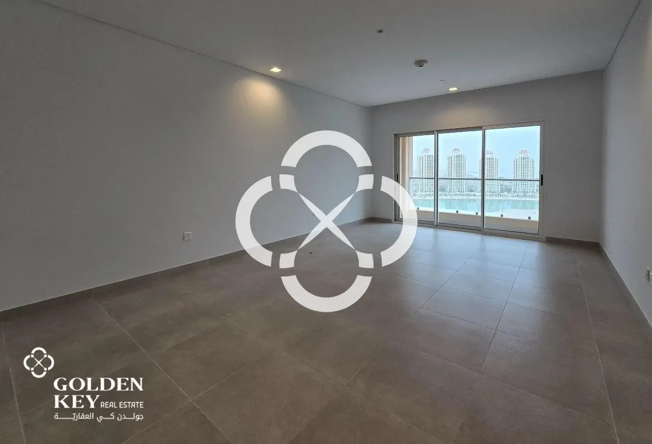 High Floor | Amazing 1BR w/ Balcony and Sea View
