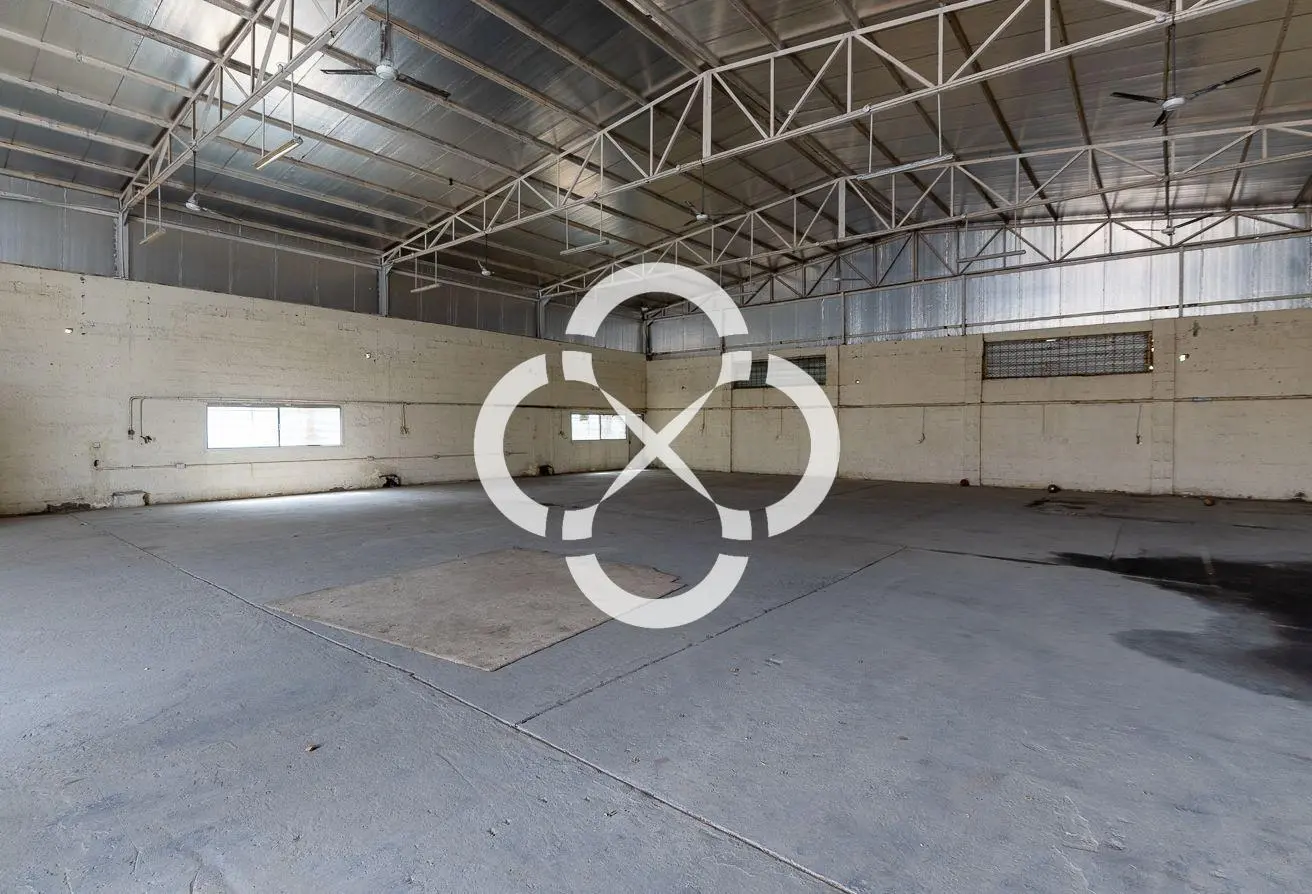 Ideal Storage for Business Operations | 2,600 SQM