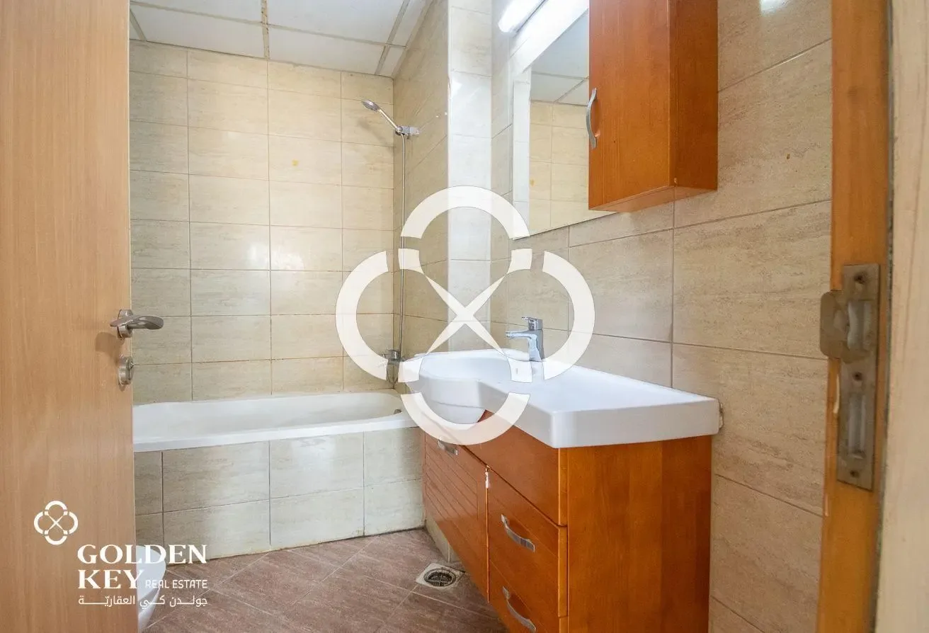 Well Priced Spacious 3BR with Balcony | Foxhills