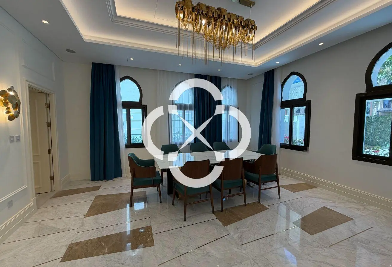 Luxury Beachfront Villa | Private Pool | 5+maid