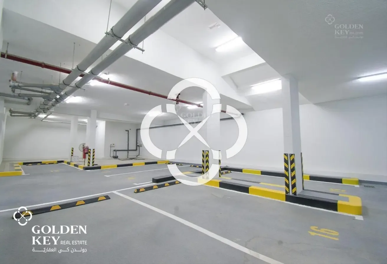 100 SQM Commercial space for rent |Prime Location