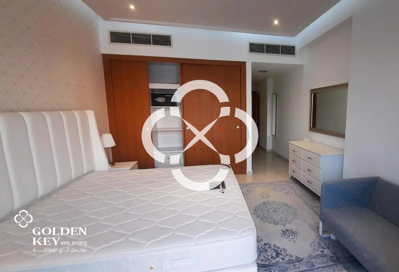 Beach Access | Premium 2BR Chalet | Sea Views