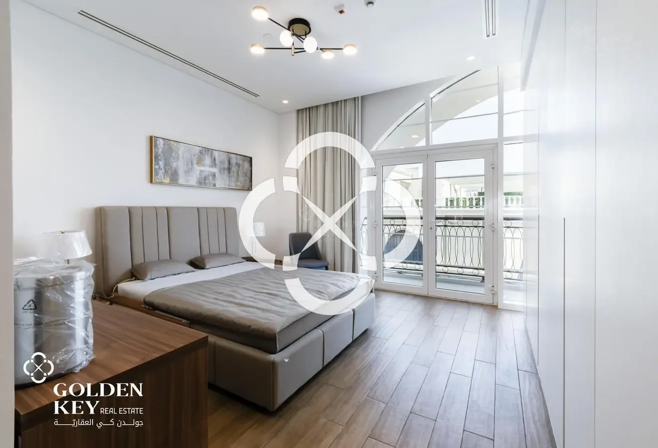 Bills included | FF - 3BR+M Penthouse | Sea View