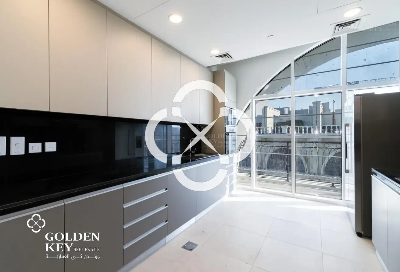 Bills included | FF - 3BR+M Penthouse | Sea View