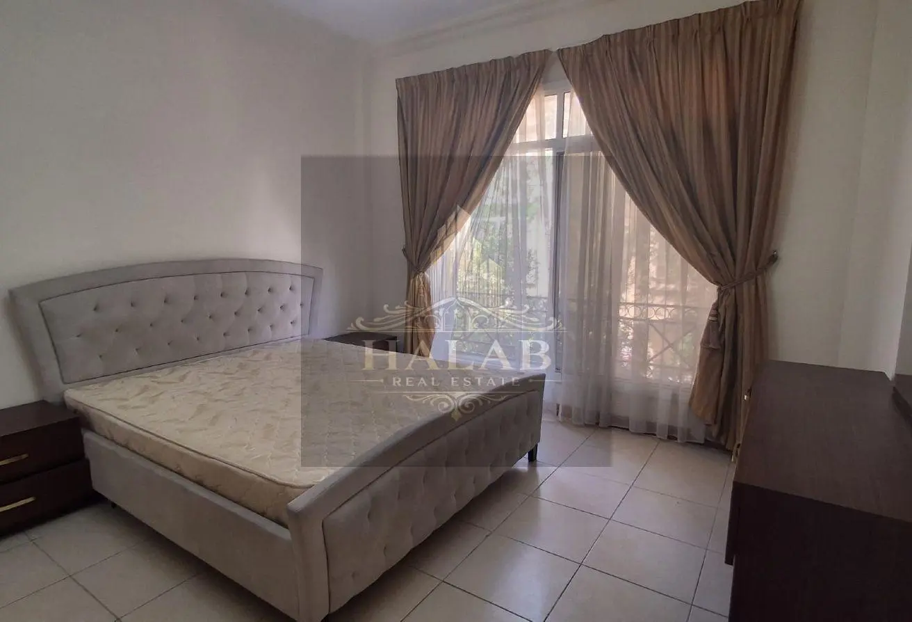ELEGANT 5 BEDROOM VILLA | POOL, GYM & SPA | BILLS