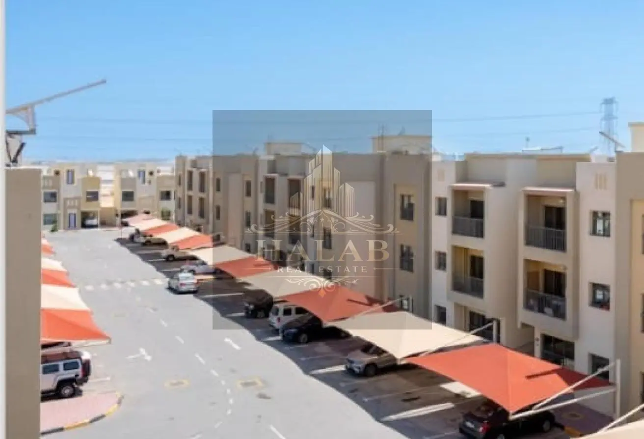 Al Wukair for Sale Inside a freehold in compound - view 3