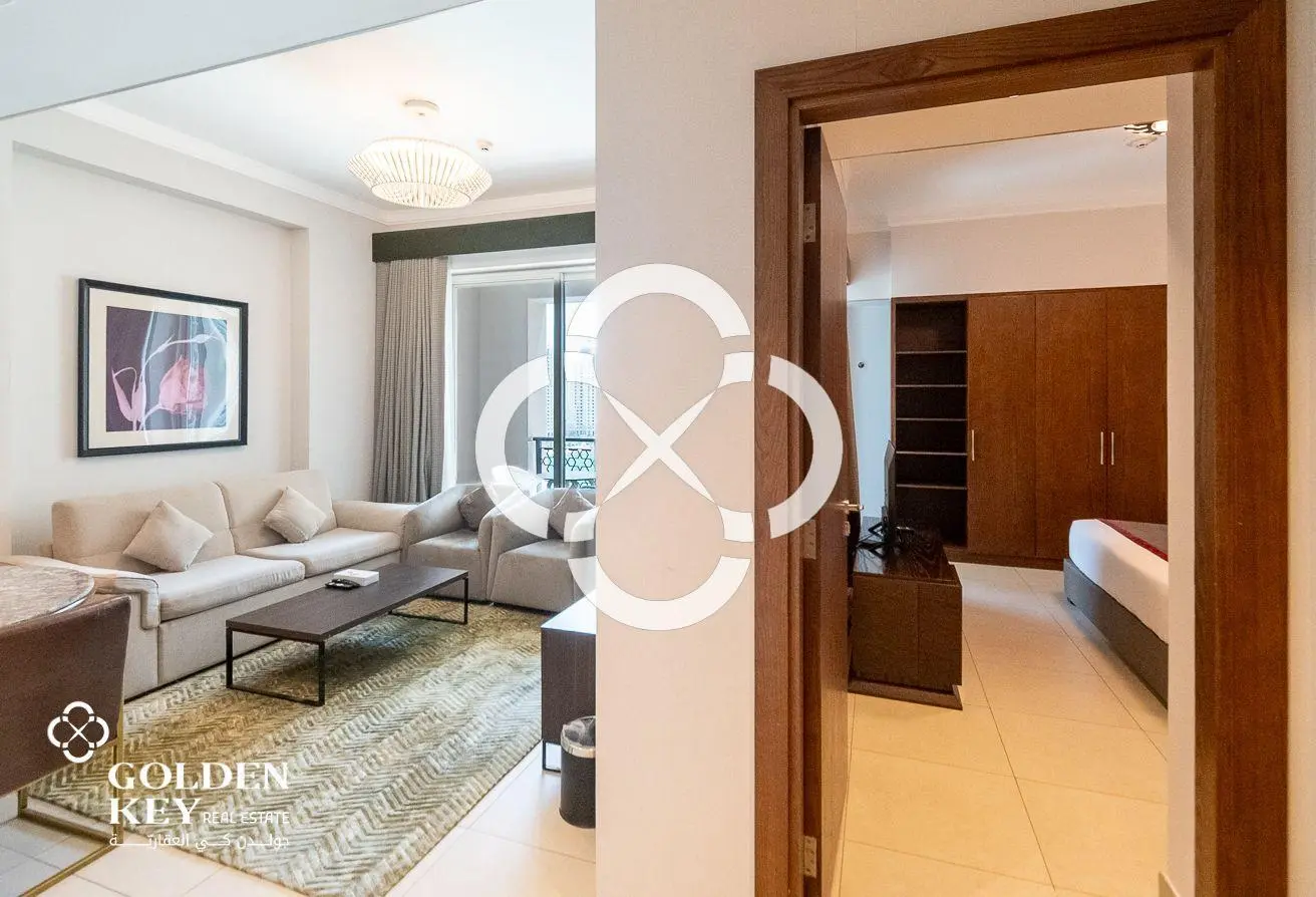 Bills Included | Weekly Housekeeping |Beach Acces