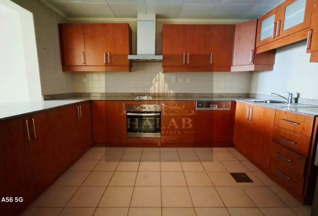 Bills Included |1 BR SF With Balcony-Porto Arabia
