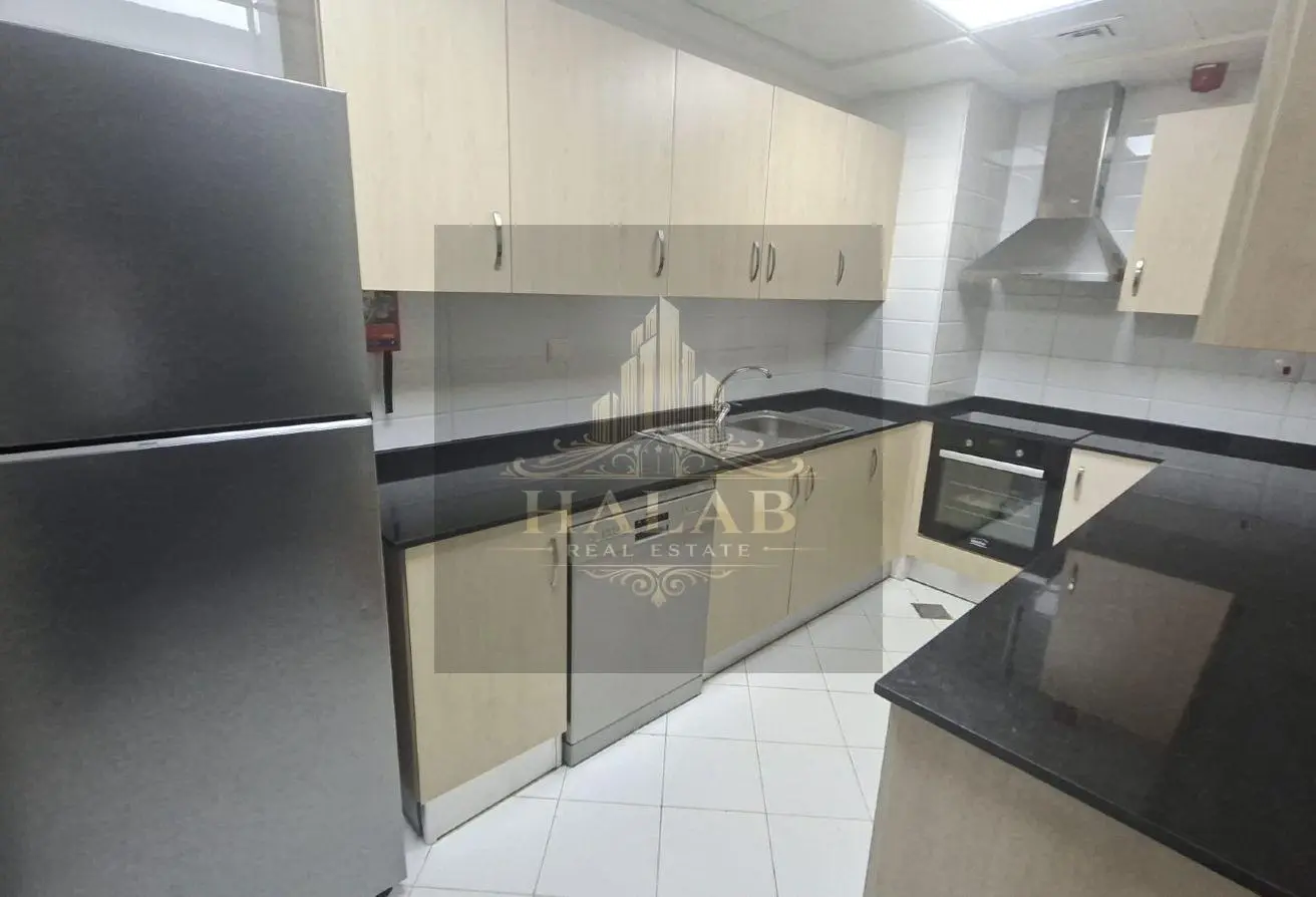 ONE PLUS OFFICE Semi Furnished in PORTO ARABIA