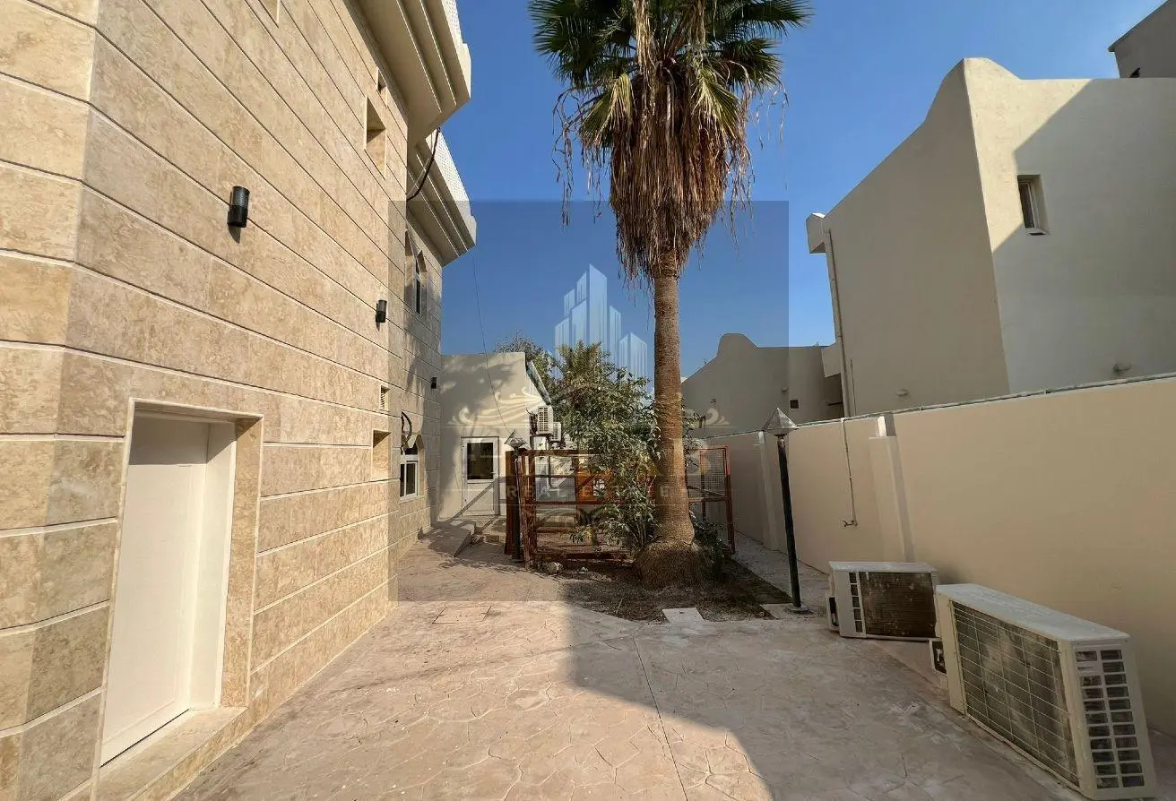 AMAZING VILLA IN DAFNA WITH BORIVATE GARDEN