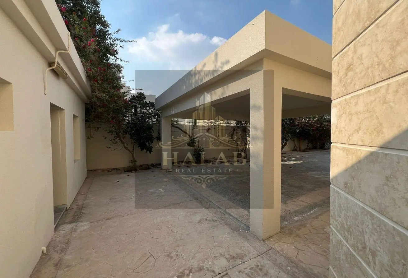 AMAZING VILLA IN DAFNA WITH BORIVATE GARDEN