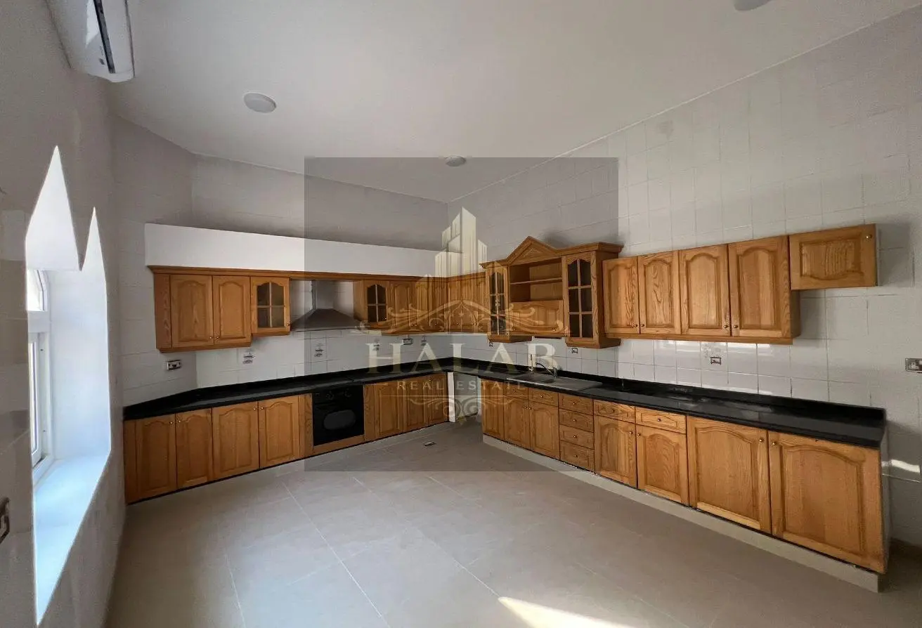 AMAZING VILLA IN DAFNA WITH BORIVATE GARDEN