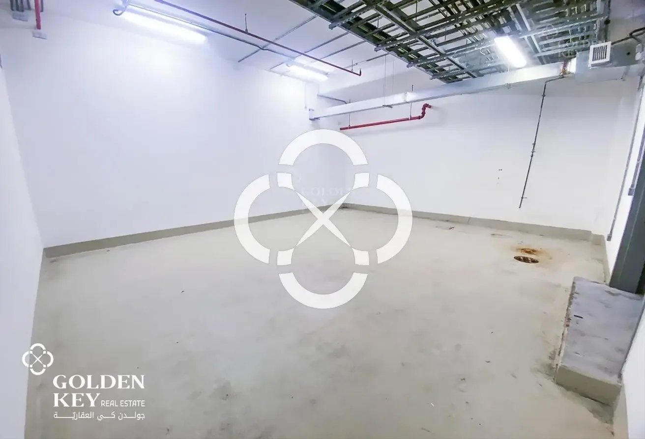 General Store | 136 SQM | Prime Location - view 3
