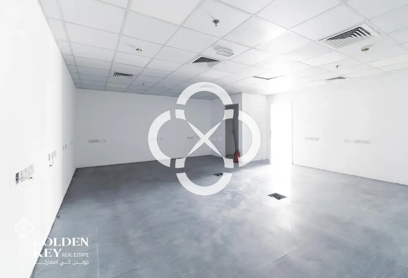High Traffic | Ready Showroom +9 Months Grace