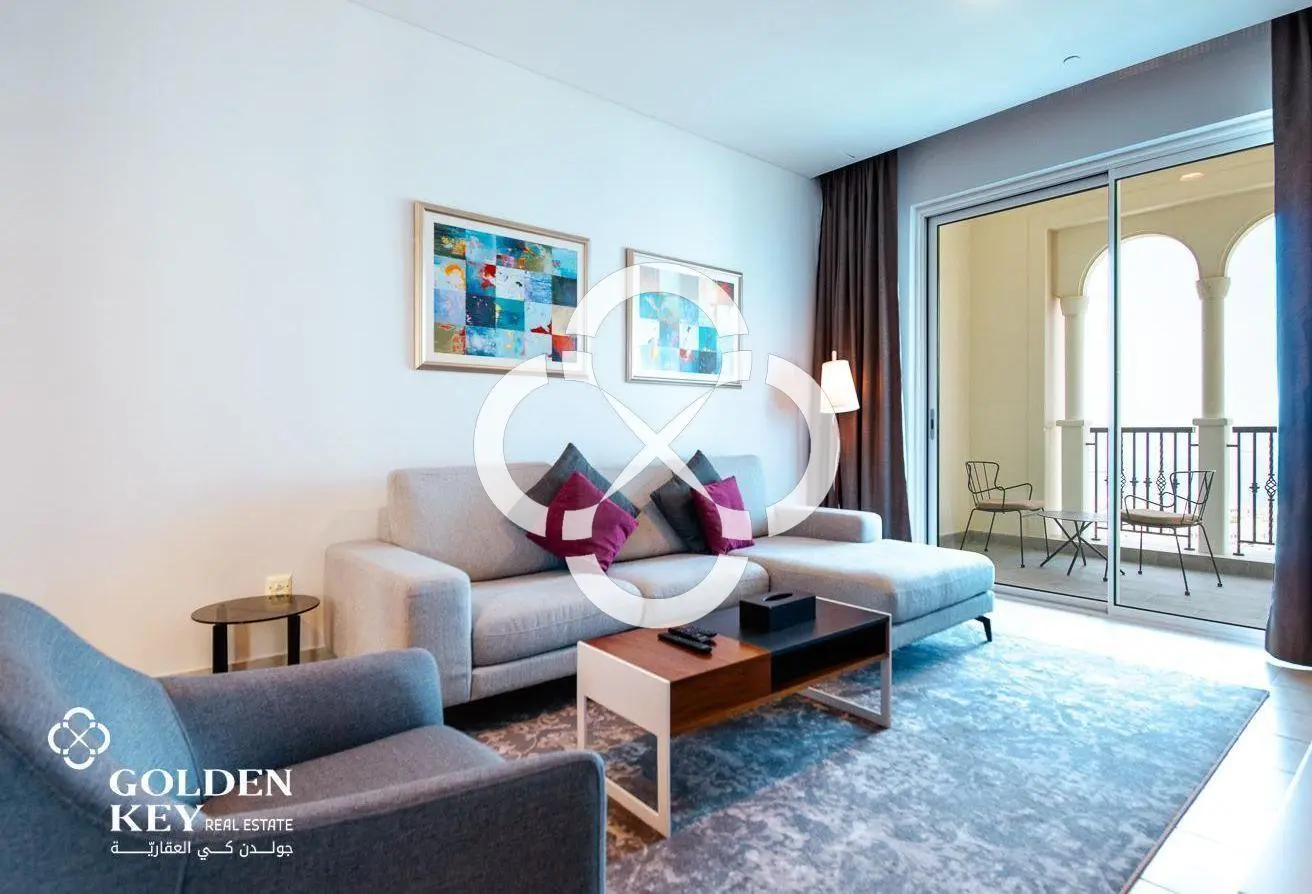 Luxury 1-Bedroom Apartment | Viva Bahriya