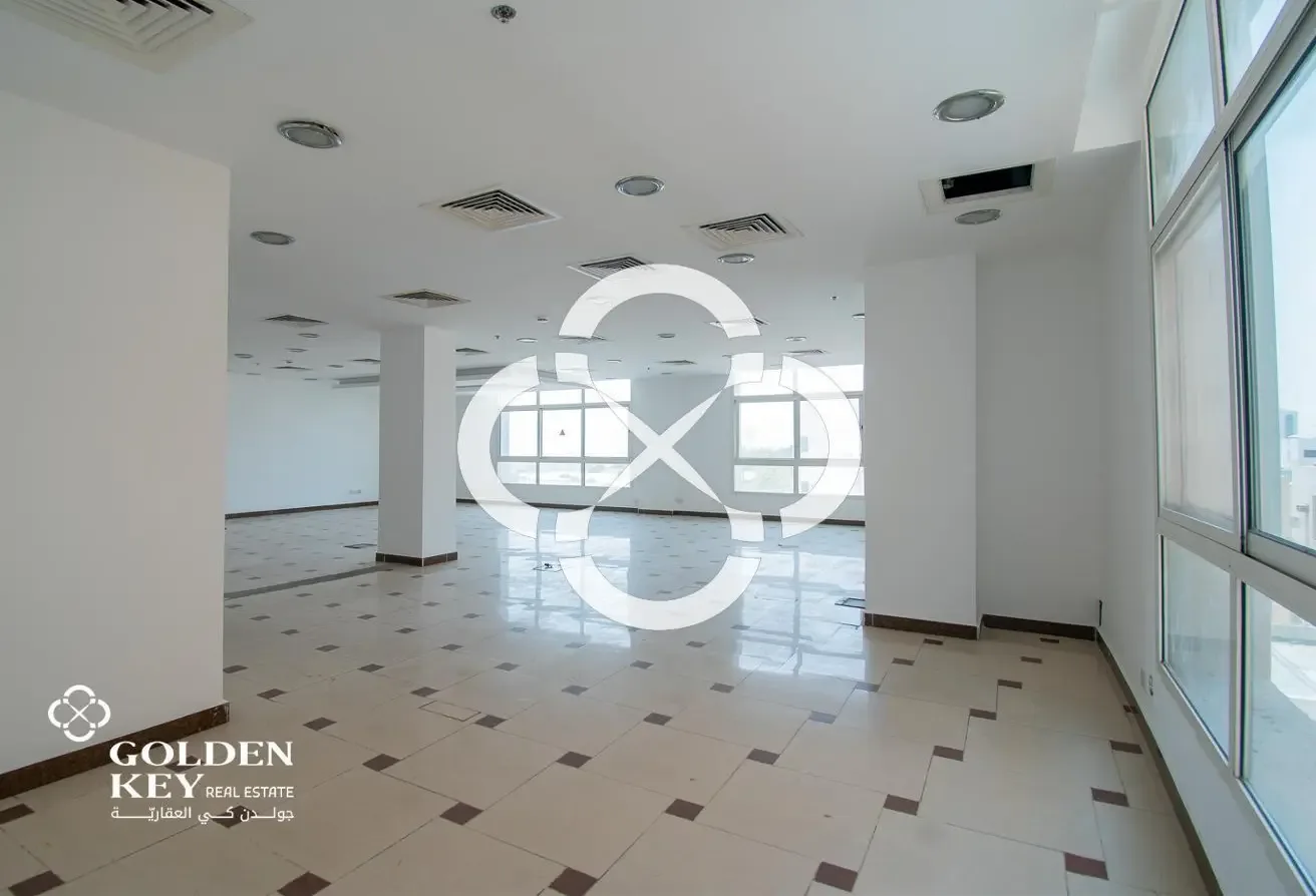 Modern Office Space in Umm Ghuwailina | 146 SQM