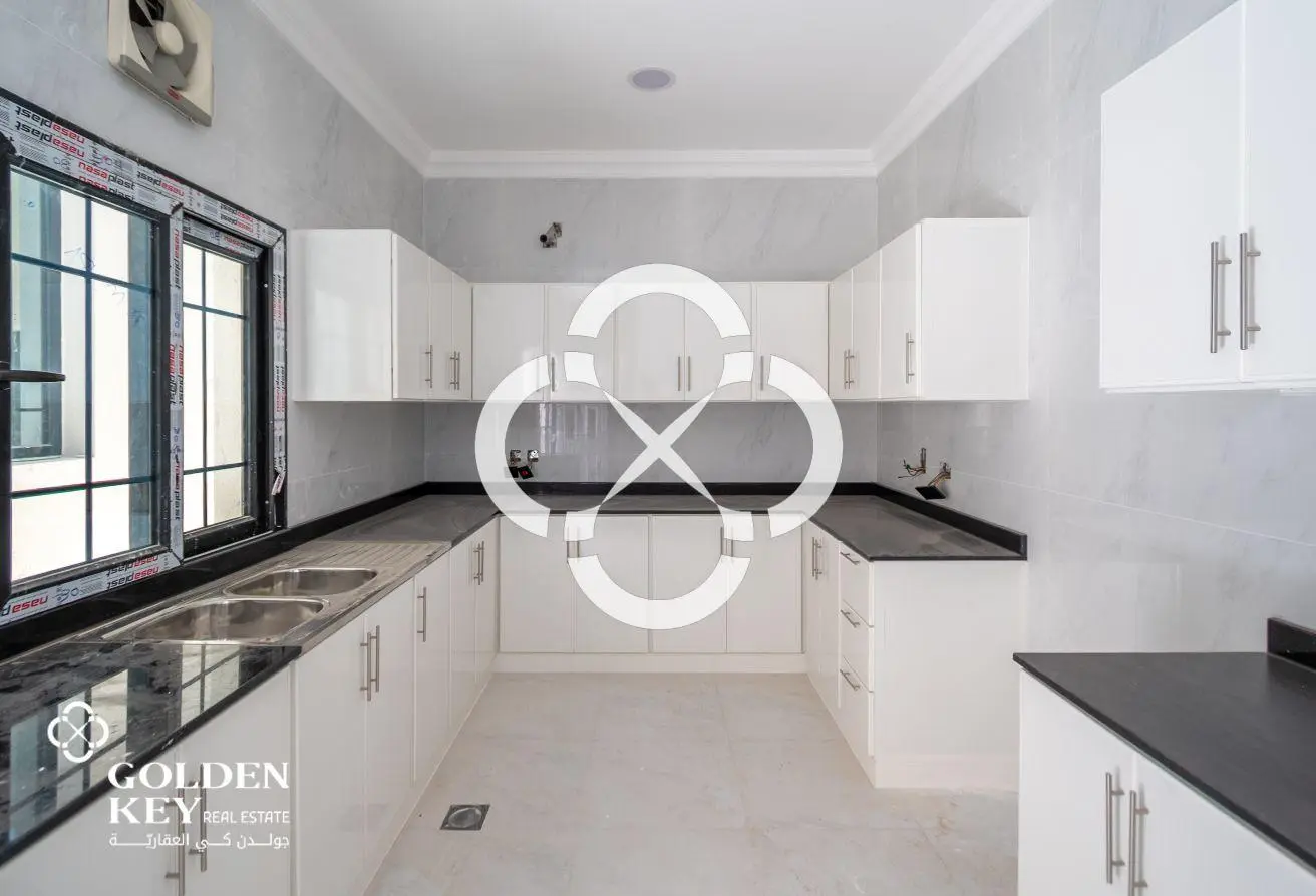 Grand 7BR Villa | Hotel-Style Luxury Finishes