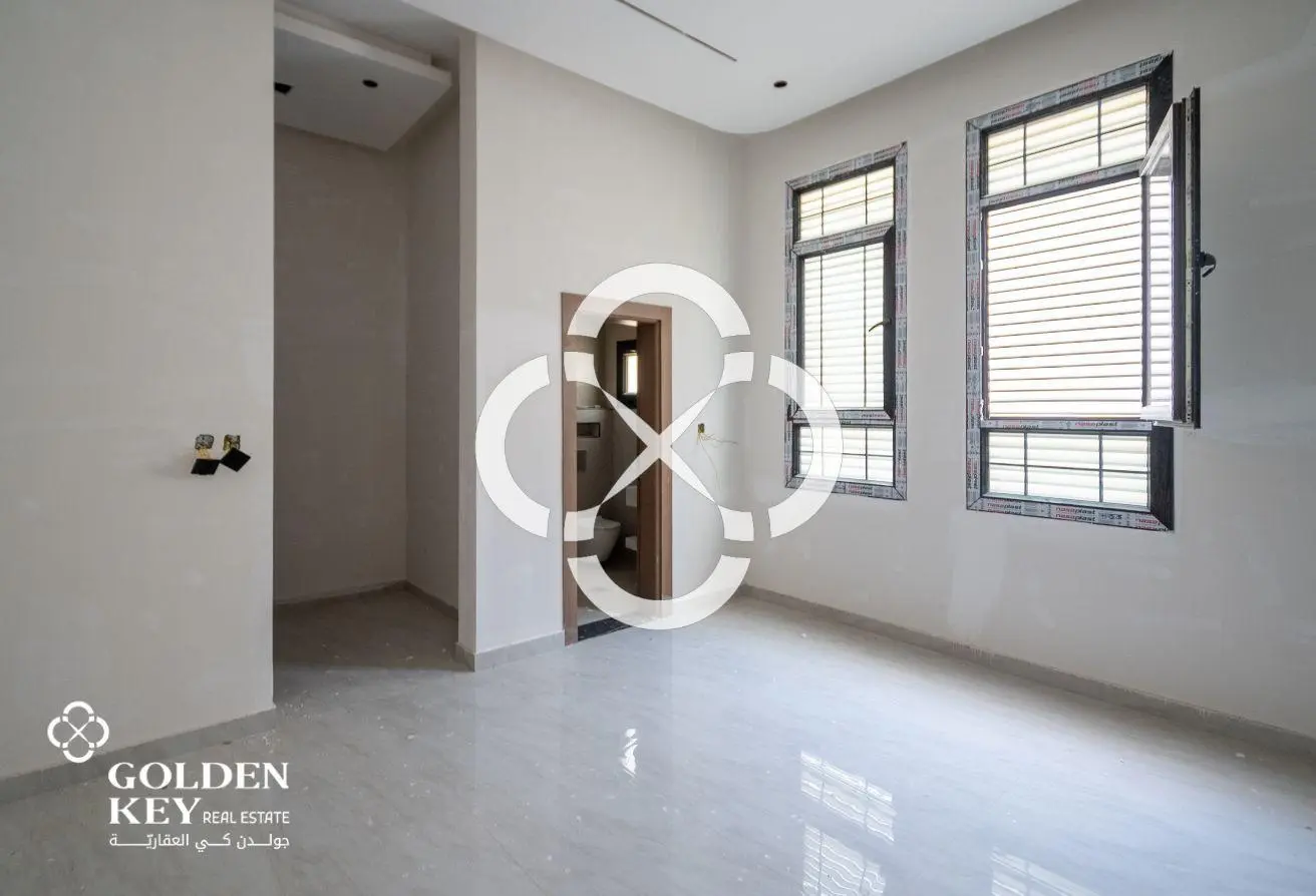 Grand 7BR Villa | Hotel-Style Luxury Finishes