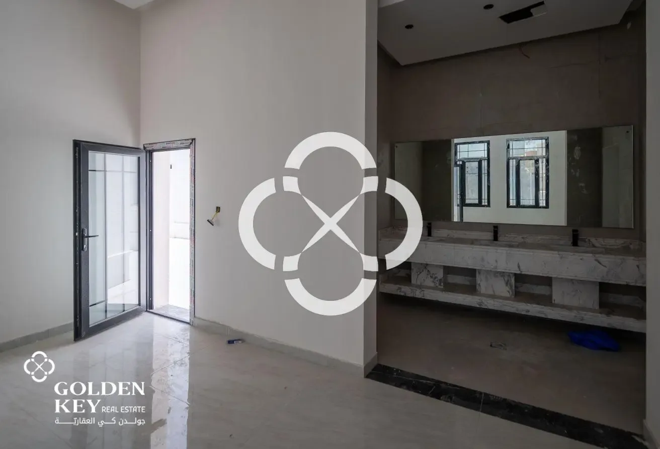 Grand 7BR Villa | Hotel-Style Luxury Finishes