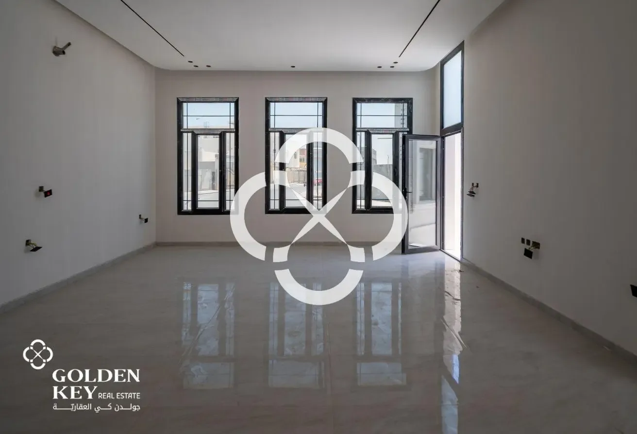 Grand 7BR Villa | Hotel-Style Luxury Finishes
