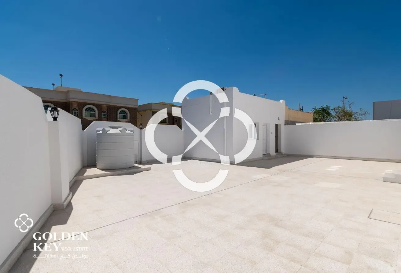 UF | Fully Renovated Villa 5BR+Maid | Old Airport