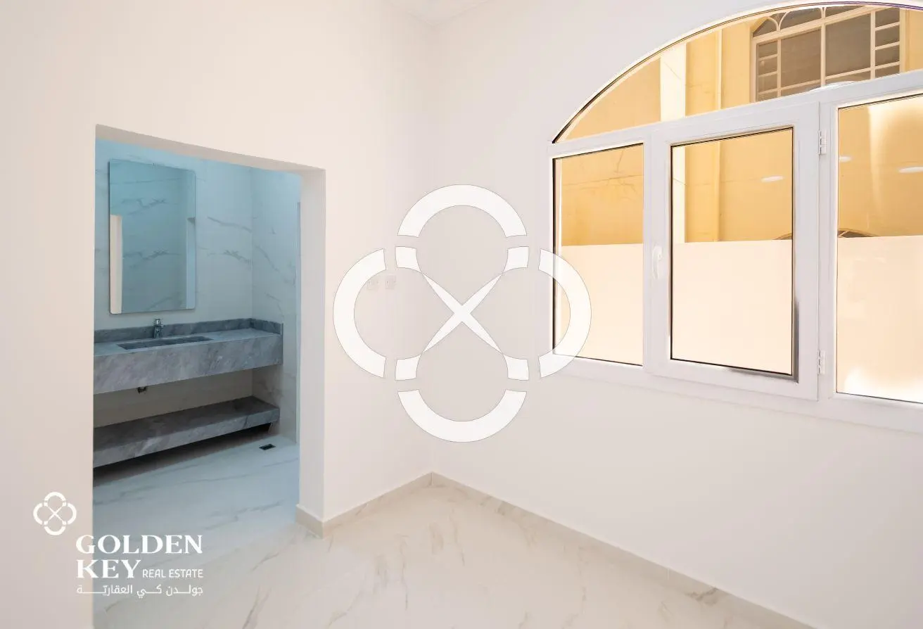 UF | Fully Renovated Villa 5BR+Maid | Old Airport
