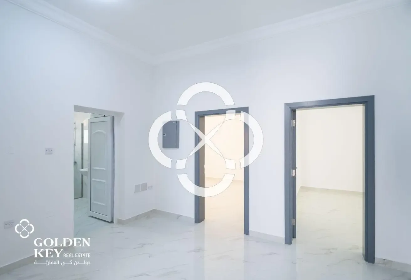 UF | Fully Renovated Villa 5BR+Maid | Old Airport