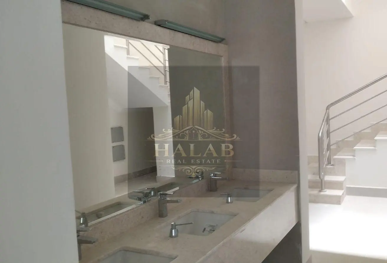 Villa for Sale in Hazoom Lusail