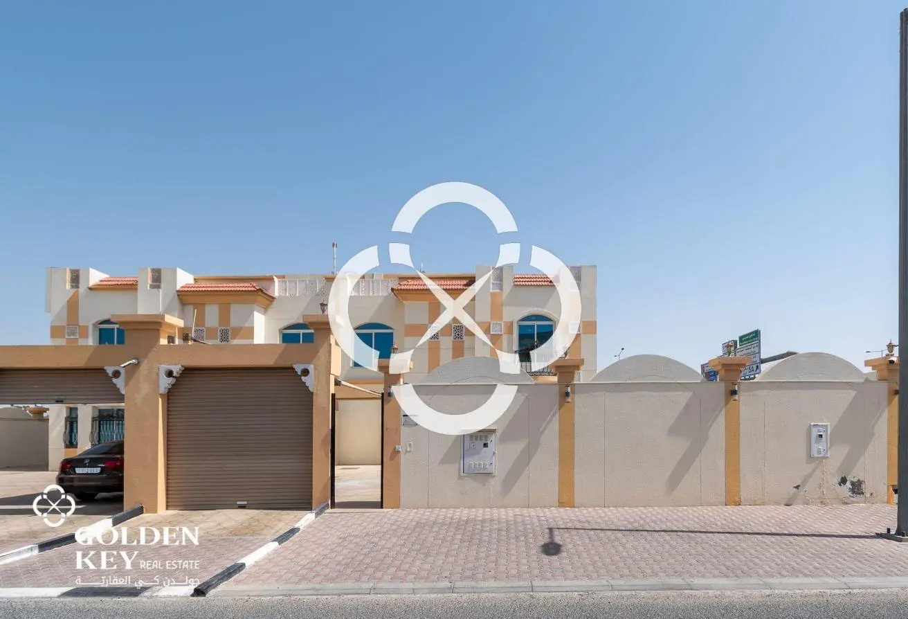 Commercial Villa for Multiple Business Activities