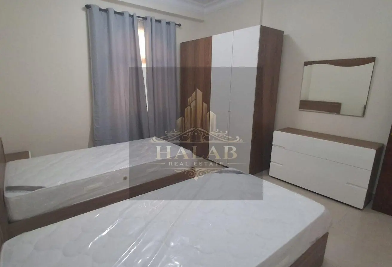 SPACIOUS 2 BHK APARTMENT 3 BATHROOMS POOL & GY