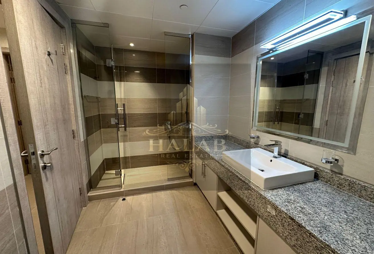 LUXURY 1-BEDROOM APARTMENT | SEA & CITY VIEW | BIG