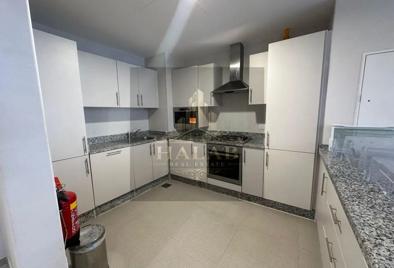 LUXURY 1-BEDROOM APARTMENT | SEA & CITY VIEW | BIG