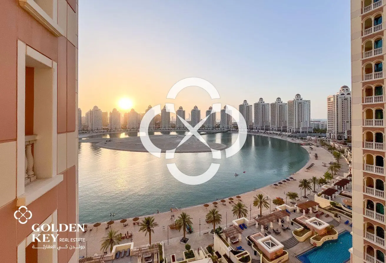 Luxury 2BR with Balcony & Stunning Sea View